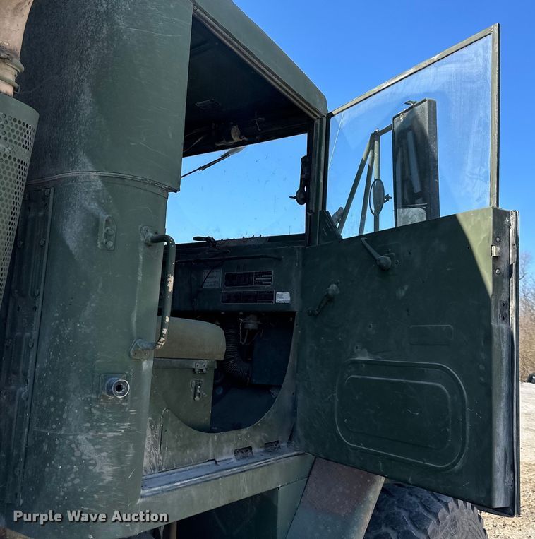 image for item DQ6452 1990 BMY M929A2 dump truck