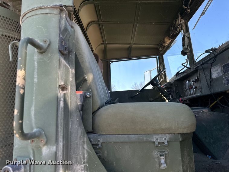 image for item DQ6452 1990 BMY M929A2 dump truck