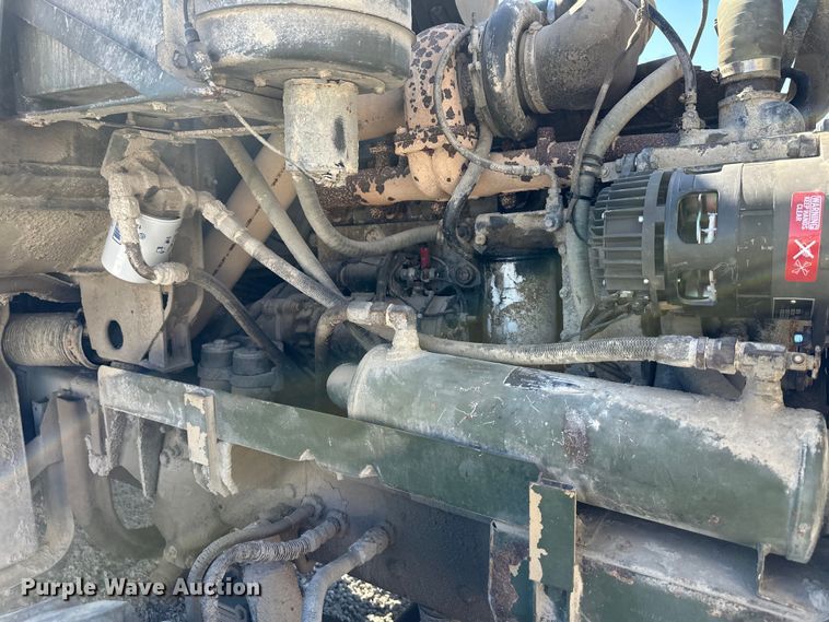 image for item DQ6452 1990 BMY M929A2 dump truck