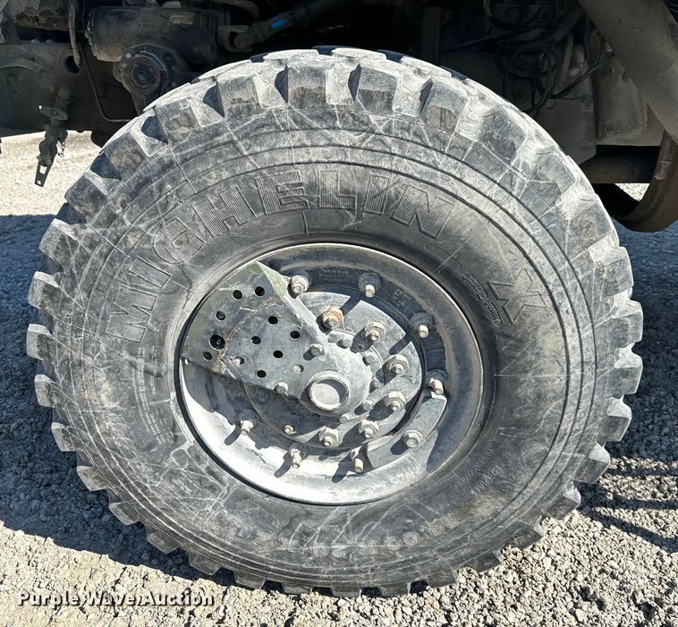 image for item DQ6452 1990 BMY M929A2 dump truck