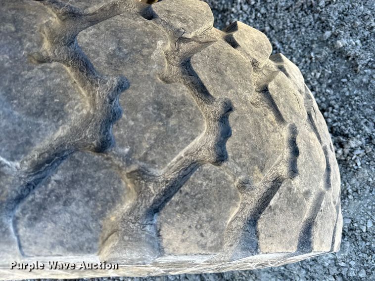 image for item DQ6452 1990 BMY M929A2 dump truck