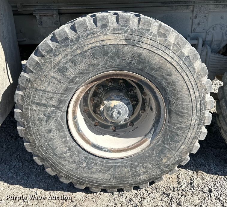 image for item DQ6452 1990 BMY M929A2 dump truck