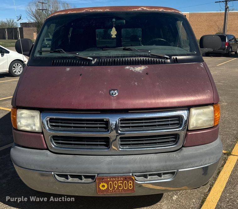 image for item DQ6753 2000 Dodge Ram 2500 van