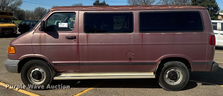 image for item DQ6753 2000 Dodge Ram 2500 van