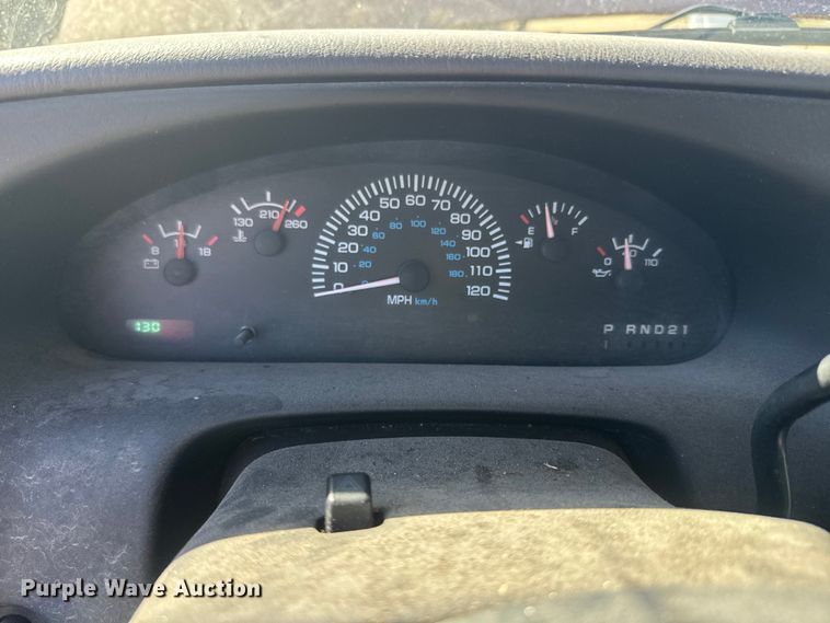 image for item DQ6753 2000 Dodge Ram 2500 van