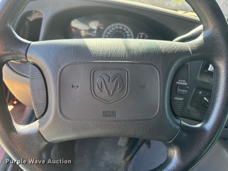 image for item DQ6753 2000 Dodge Ram 2500 van