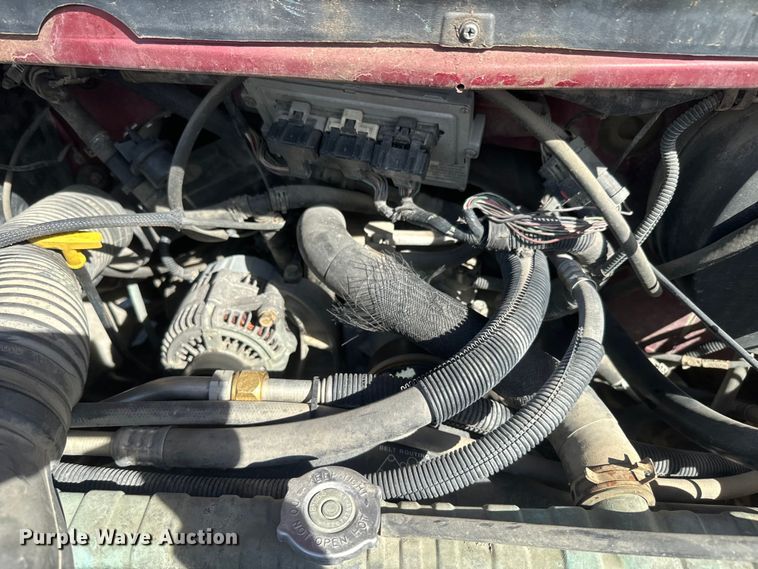 image for item DQ6753 2000 Dodge Ram 2500 van