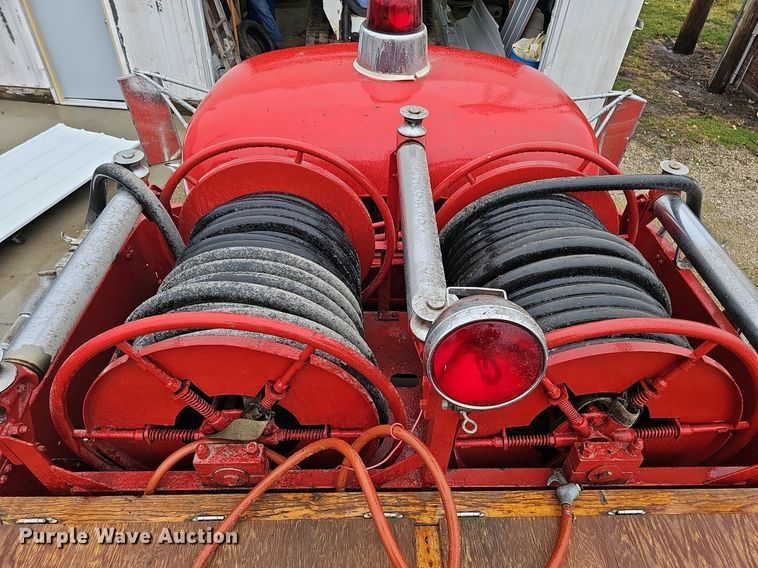 image for item DQ8571 1948 International KBS-5 fire truck