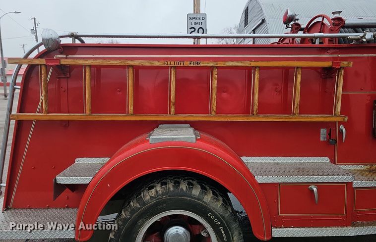 image for item DQ8571 1948 International KBS-5 fire truck