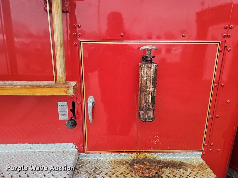 image for item DQ8571 1948 International KBS-5 fire truck