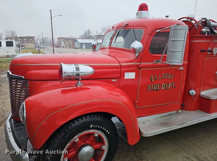 image for item DQ8571 1948 International KBS-5 fire truck