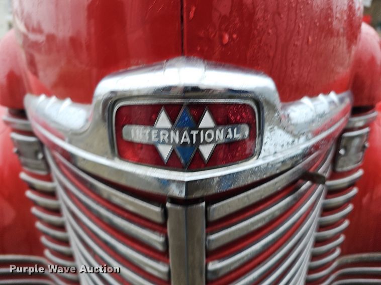 image for item DQ8571 1948 International KBS-5 fire truck