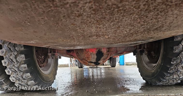 image for item DQ8571 1948 International KBS-5 fire truck