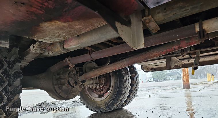 image for item DQ8571 1948 International KBS-5 fire truck