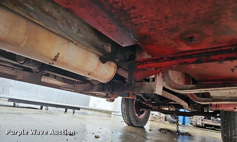 image for item DQ8571 1948 International KBS-5 fire truck