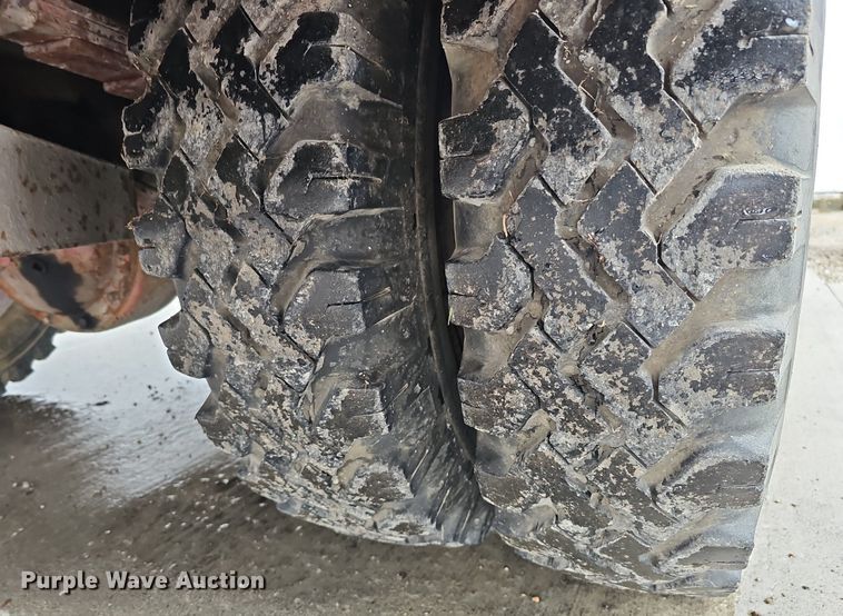 image for item DQ8571 1948 International KBS-5 fire truck