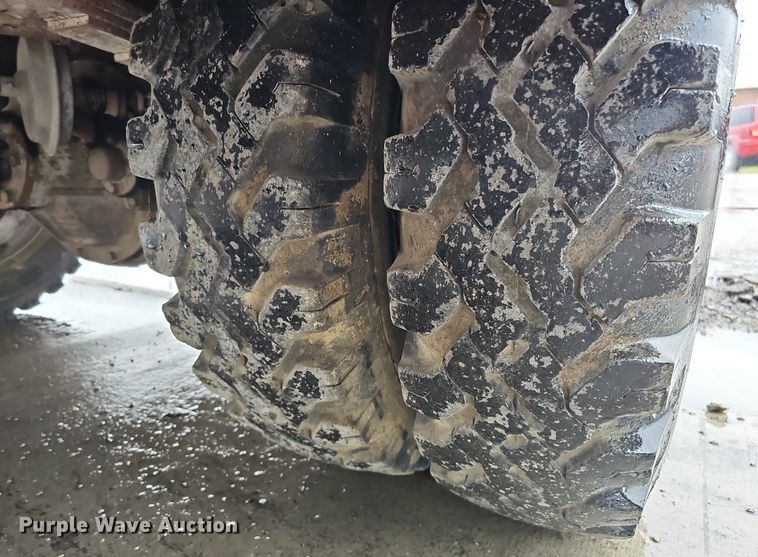 image for item DQ8571 1948 International KBS-5 fire truck