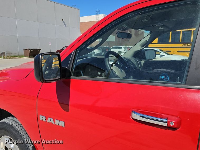 image for item DQ8580 2009 Dodge Ram 1500 Crew Cab pickup truck