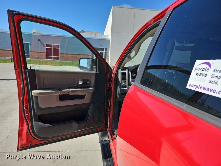 image for item DQ8580 2009 Dodge Ram 1500 Crew Cab pickup truck