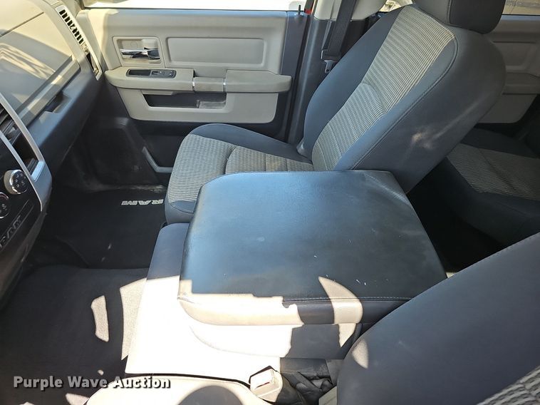 image for item DQ8580 2009 Dodge Ram 1500 Crew Cab pickup truck