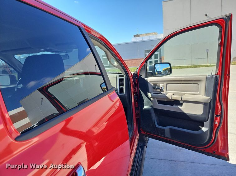 image for item DQ8580 2009 Dodge Ram 1500 Crew Cab pickup truck