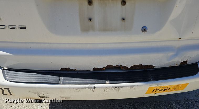 image for item DQ8582 2006 Dodge Grand Caravan van