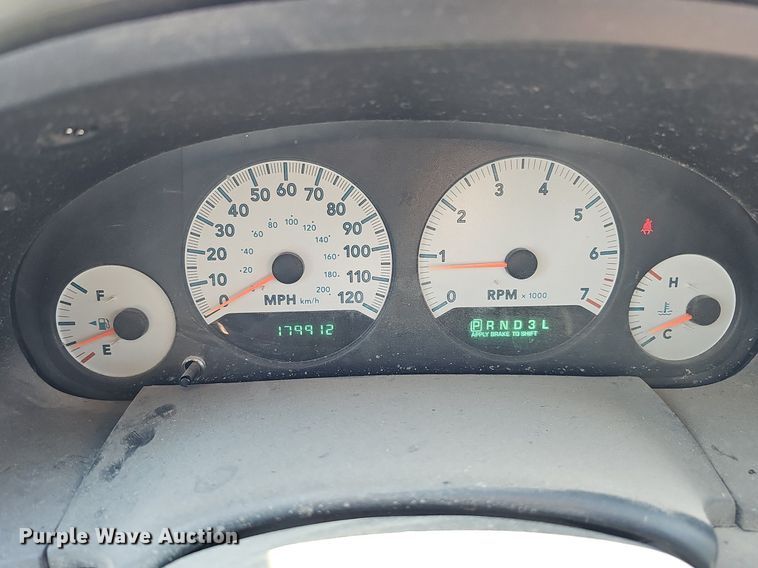 image for item DQ8582 2006 Dodge Grand Caravan van