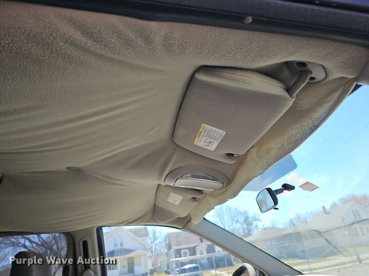 image for item DQ8582 2006 Dodge Grand Caravan van