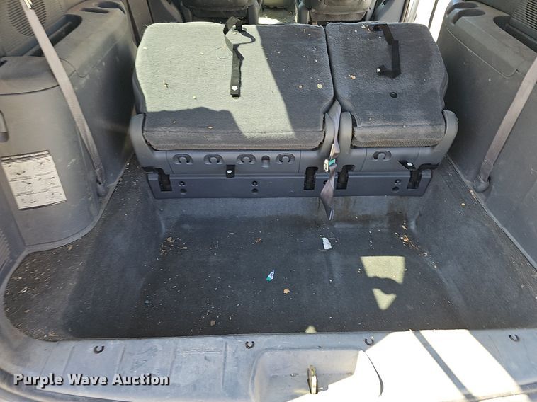 image for item DQ8582 2006 Dodge Grand Caravan van