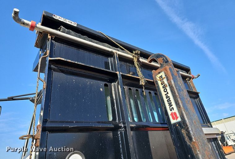 image for item DR5992 2012 International WorkStar 7400 hook lift truck