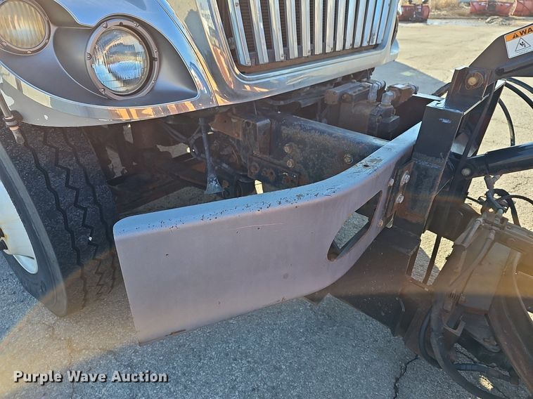 image for item DR5992 2012 International WorkStar 7400 hook lift truck