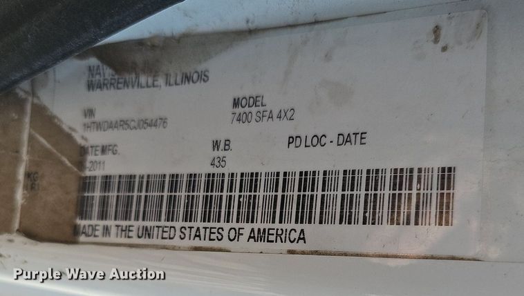 image for item DR5992 2012 International WorkStar 7400 hook lift truck