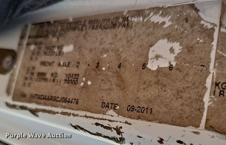 image for item DR5992 2012 International WorkStar 7400 hook lift truck