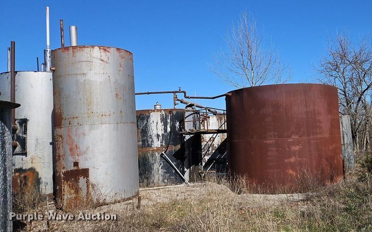 image for item DR8556 Oilfield equipment