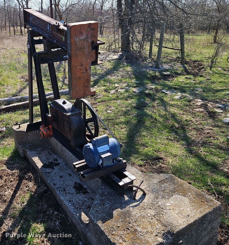 image for item DR8556 Oilfield equipment