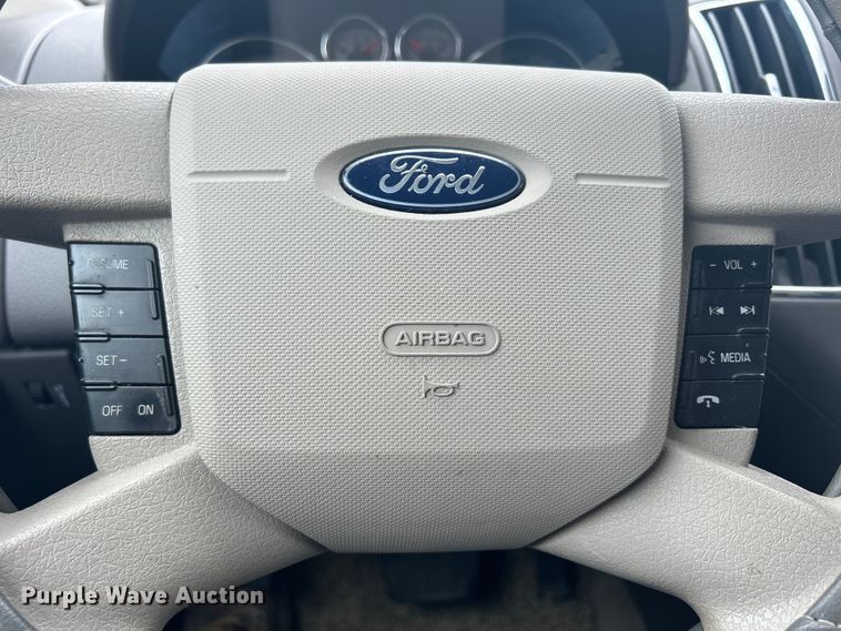 image for item DS0842 2010 Ford Edge Limited  SUV
