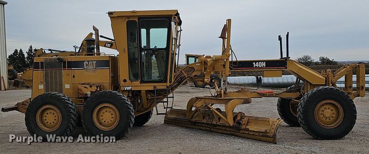 image for item DS5684 2001 Caterpillar 140H VHP  motor grader