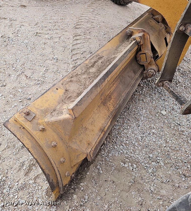 image for item DS5684 2001 Caterpillar 140H VHP  motor grader