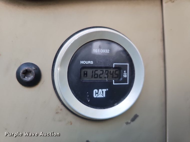 image for item DS5684 2001 Caterpillar 140H VHP  motor grader