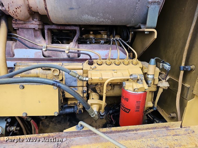 image for item DS5684 2001 Caterpillar 140H VHP  motor grader