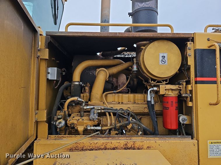 image for item DS5684 2001 Caterpillar 140H VHP  motor grader