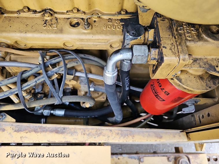 image for item DS5684 2001 Caterpillar 140H VHP  motor grader