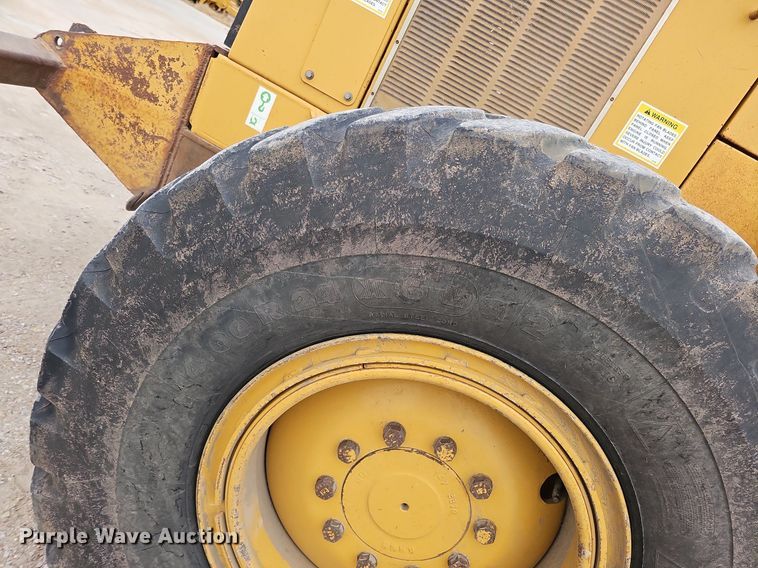 image for item DS5684 2001 Caterpillar 140H VHP  motor grader