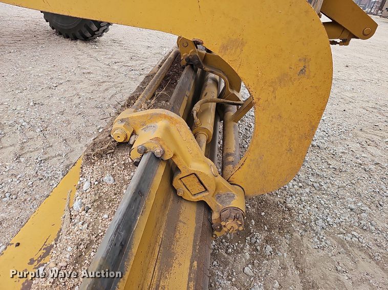 image for item DS5685 1998 Caterpillar 140H VHP motor grader
