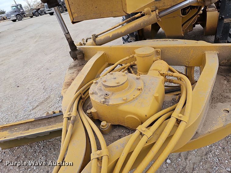 image for item DS5685 1998 Caterpillar 140H VHP motor grader