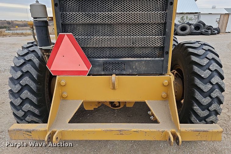 image for item DS5685 1998 Caterpillar 140H VHP motor grader