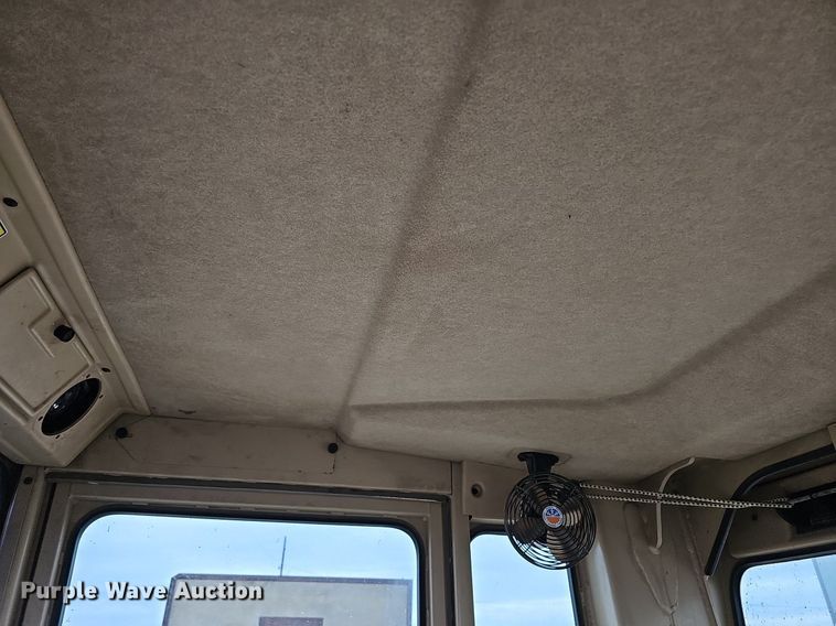 image for item DS5685 1998 Caterpillar 140H VHP motor grader