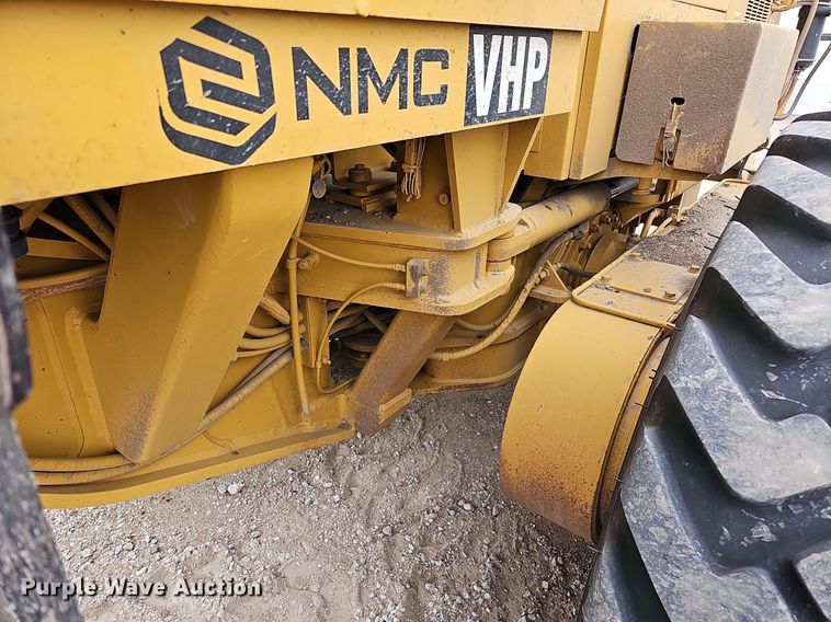 image for item DS5685 1998 Caterpillar 140H VHP motor grader