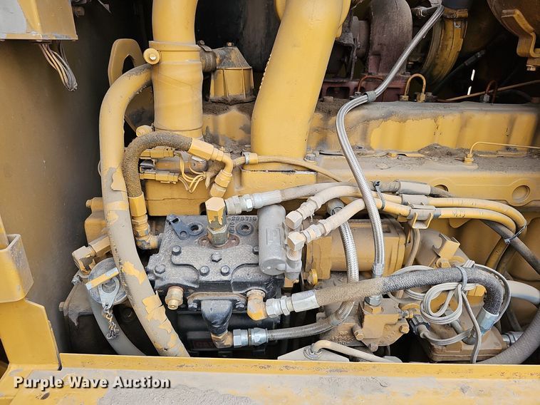 image for item DS5685 1998 Caterpillar 140H VHP motor grader