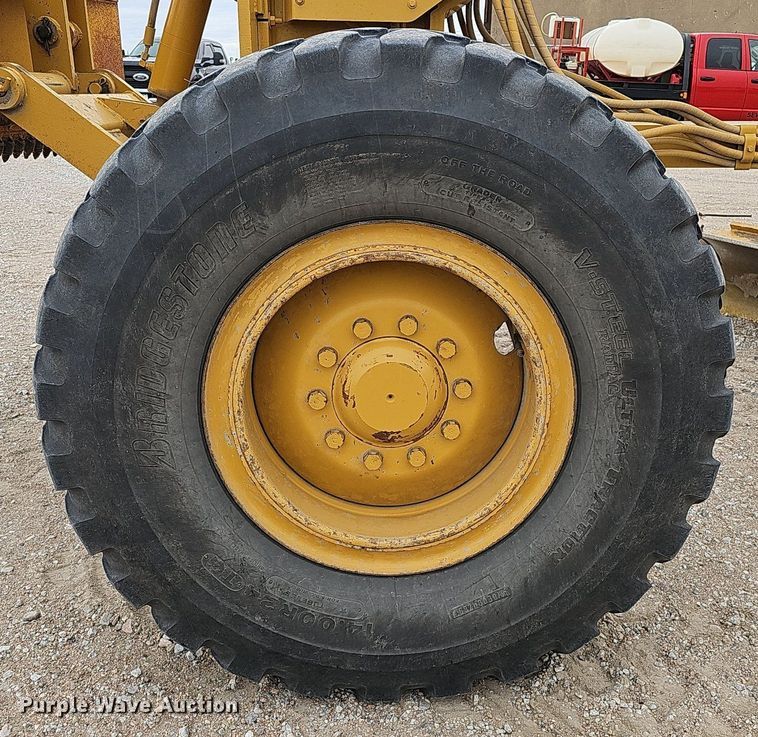 image for item DS5685 1998 Caterpillar 140H VHP motor grader